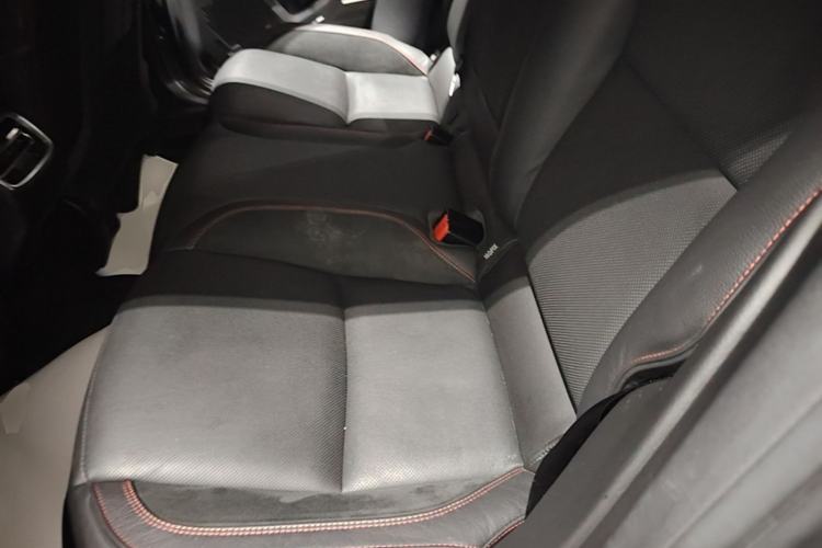 Used Lynk & Co 02 2018 1.5T DCT Two-Wheel Drive Pro Version China V Emission Standard Left Rear Seat