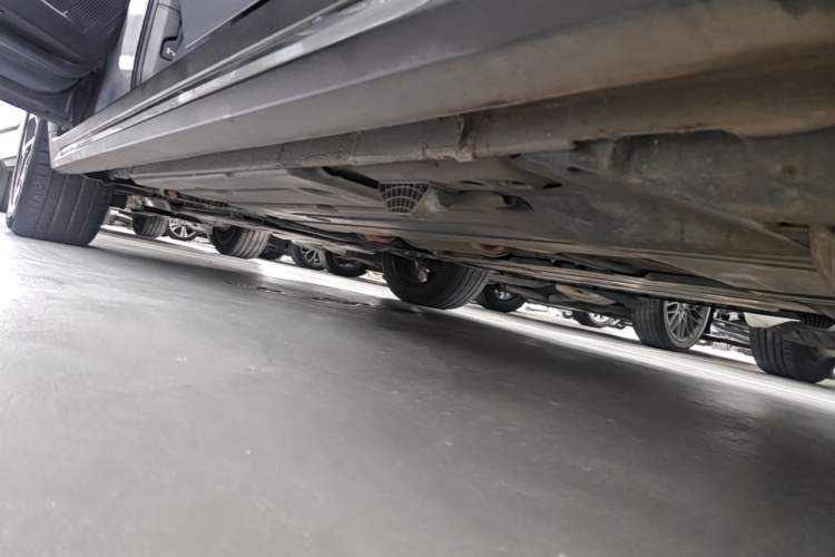 Used Lynk & Co 02 2018 1.5T DCT Two-Wheel Drive Pro Version China V Emission Standard Left Side Sill