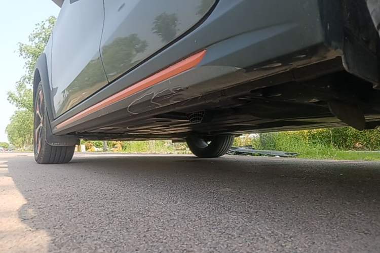 Used Lynk & Co 02 2018 1.5T DCT Two-Wheel Drive Zhaopu Version China V Standard Left Side Sill
