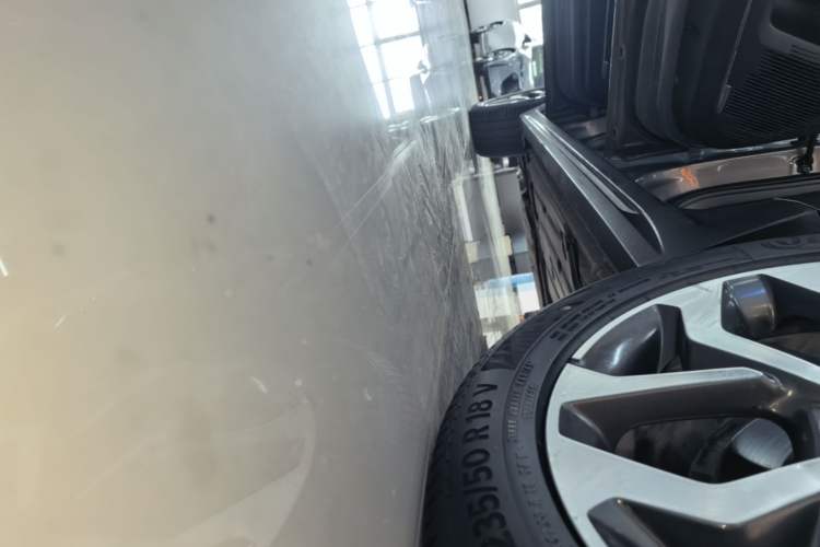 Used Lynk & Co 02 2018 1.5T DCT Two-Wheel Drive Sporty Version China V Standard Left Side Sill