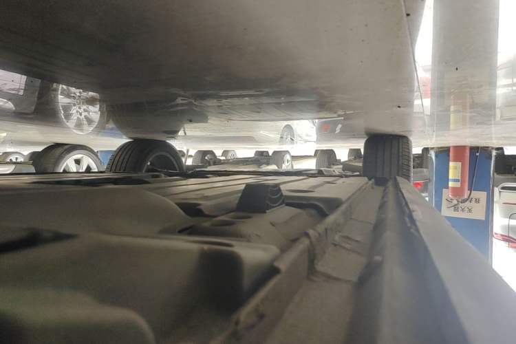 Used Lynk & Co 02 2018 1.5T DCT Two-Wheel Drive Zhaoban China V Standard Left Side Sill