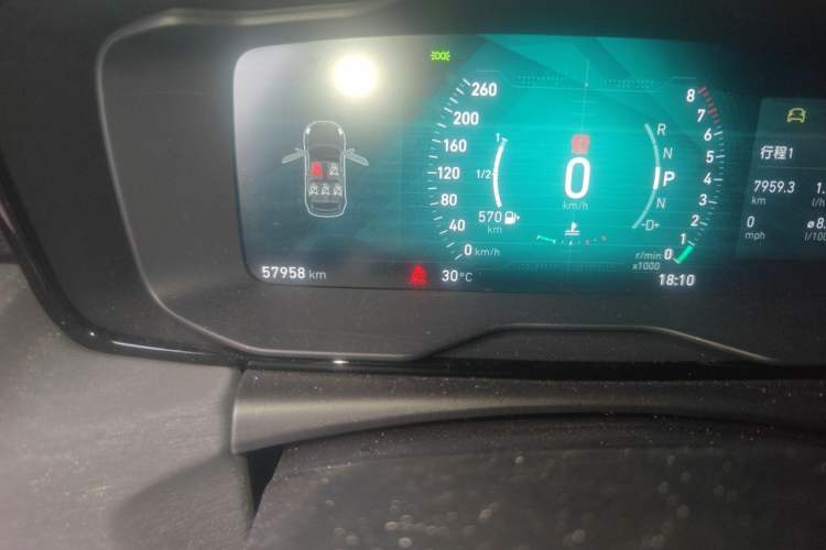 Used Lynk & Co 02 2018 1.5T DCT Two-Wheel Drive Pro Version China V Emission Standard Odometer Close Up