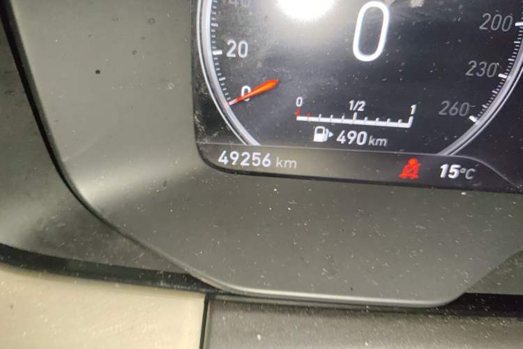 Used Lynk & Co 02 2018 1.5T DCT Two-Wheel Drive Zhaopu Version China V Standard Odometer Close Up