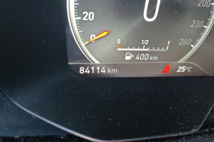 Used Lynk & Co 02 2018 1.5T DCT Two-Wheel Drive Zhaopu Version China V Standard Odometer Close Up