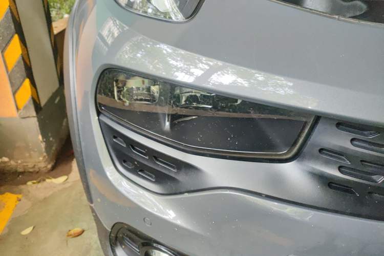 Used Lynk & Co 02 2018 1.5T DCT Two-Wheel Drive Zhaopu Version China V Standard Right Front Headlight