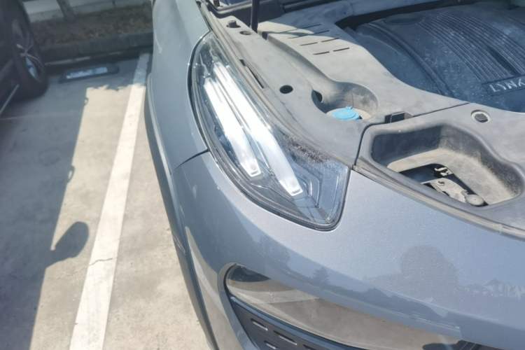 Used Lynk & Co 02 2018 1.5T DCT Two-Wheel Drive Zhaopu Version China V Standard Right Front Headlight