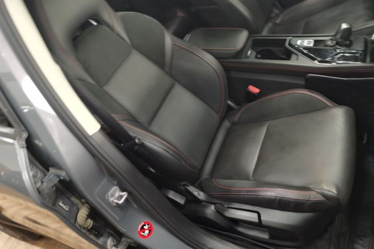 Used Lynk & Co 02 2018 1.5T DCT Two-Wheel Drive Sporty Version China V Standard Right Front Seat