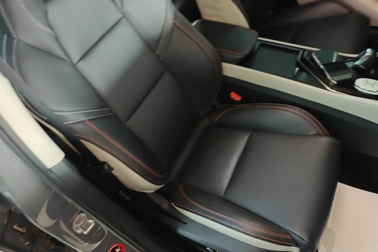 Used Lynk & Co 02 2018 1.5T DCT Two-Wheel Drive Zhaopu Version China V Standard Right Front Seat