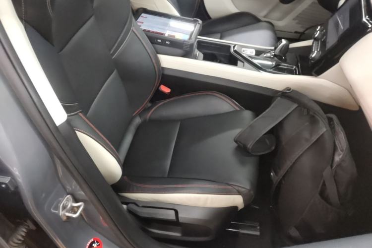 Used Lynk & Co 02 2018 1.5T DCT Two-Wheel Drive Zhaoban China V Standard Right Front Seat