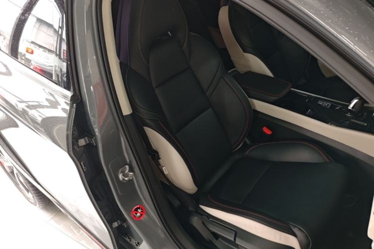 Used Lynk & Co 02 2018 1.5T DCT Two-Wheel Drive Zhaoban China V Standard Right Front Seat