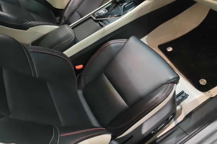 Used Lynk & Co 02 2018 1.5T DCT Two-Wheel Drive Zhaopu Version China V Standard Right Front Seat