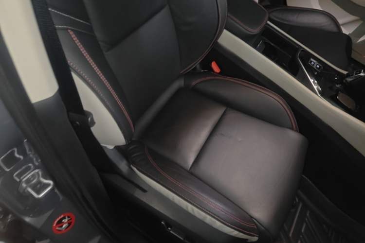 Used Lynk & Co 02 2018 1.5T DCT Two-Wheel Drive Zhaopu Version China V Standard Right Front Seat
