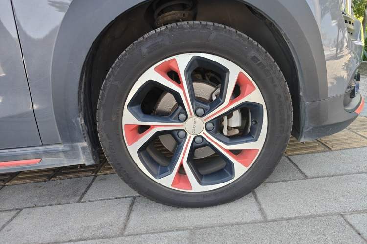 Used Lynk & Co 02 2018 1.5T DCT Two-Wheel Drive Zhaoban China V Standard Right Front Wheel Hub
