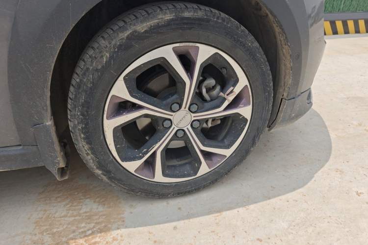 Used Lynk & Co 02 2018 1.5T DCT Two-Wheel Drive Pro Version China V Emission Standard Right Front Wheel Hub