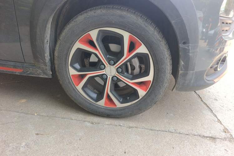 Used Lynk & Co 02 2018 1.5T DCT Two-Wheel Drive Zhaopu Version China V Standard Right Front Wheel Hub