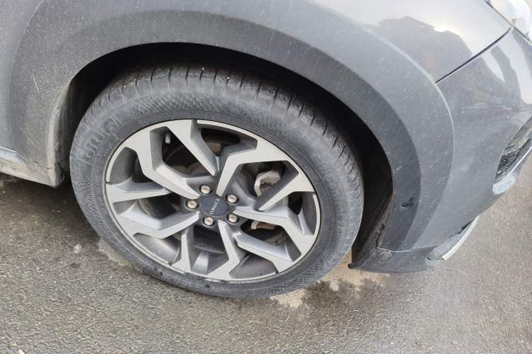 Used Lynk & Co 02 2018 1.5T DCT Two-Wheel Drive Pro Version China V Emission Standard Right Front Wheel Hub