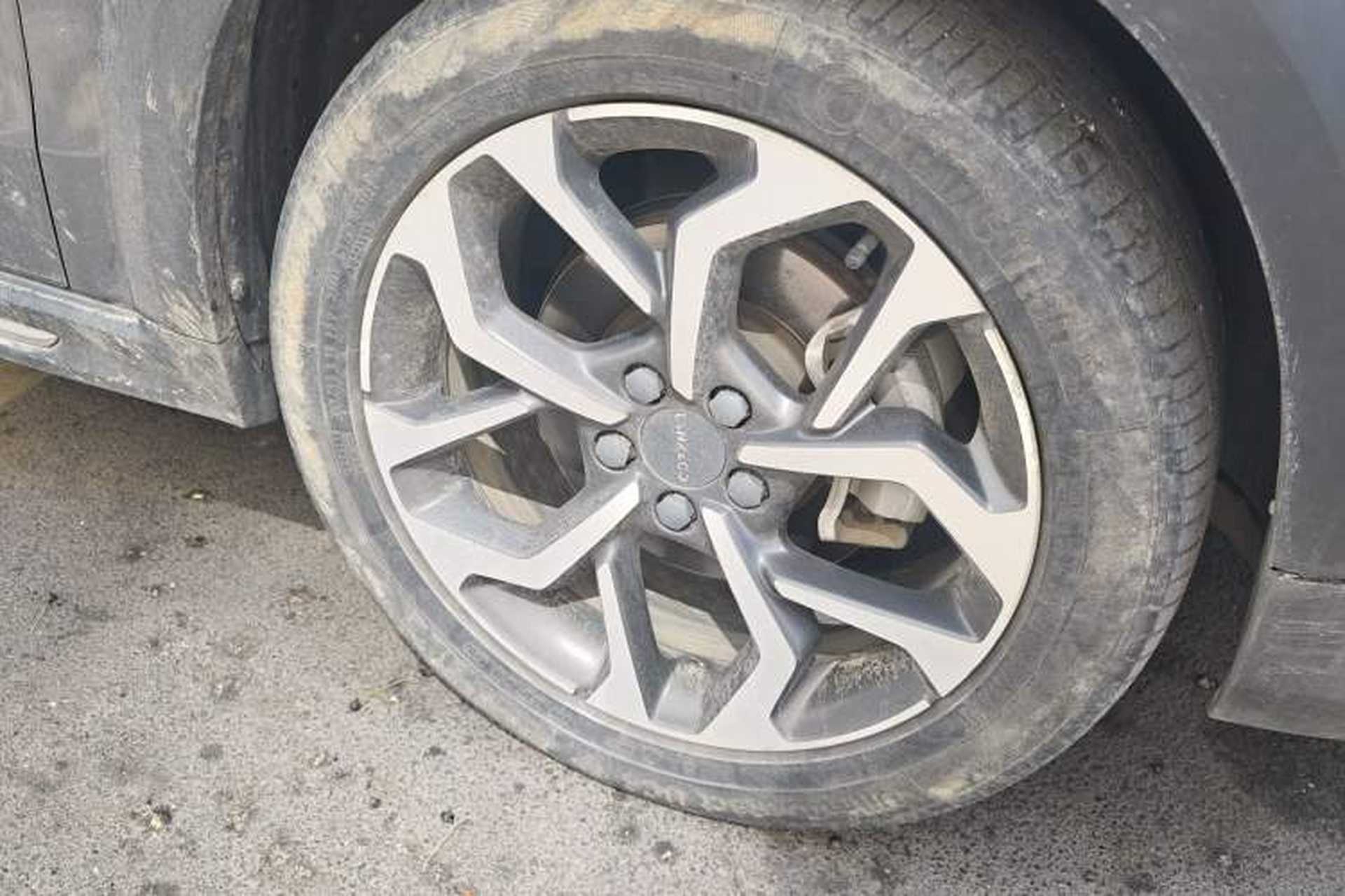 Used Lynk & Co 02 2018 1.5T DCT Two-Wheel Drive Sporty Version China V Standard Right Front Wheel Hub