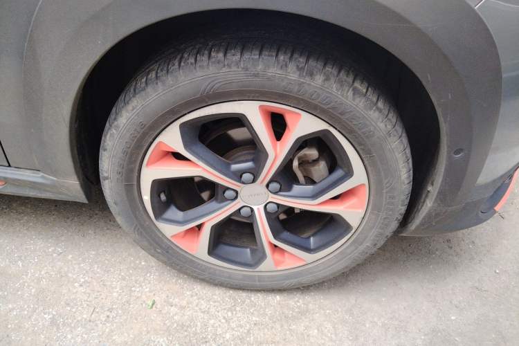 Used Lynk & Co 02 2018 1.5T DCT Two-Wheel Drive Zhaopu Version China V Standard Right Front Wheel Hub