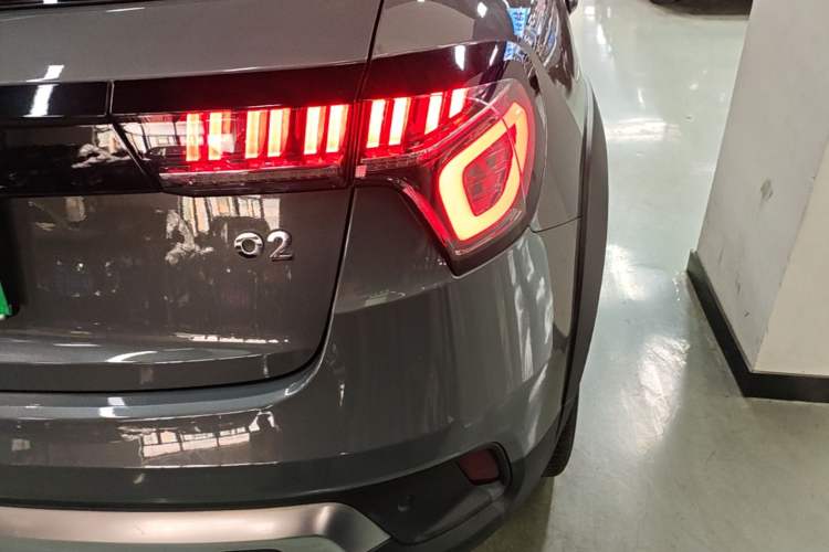 Used Lynk & Co 02 2018 1.5T DCT Two-Wheel Drive Pro Version China V Emission Standard Right Rear Taillight