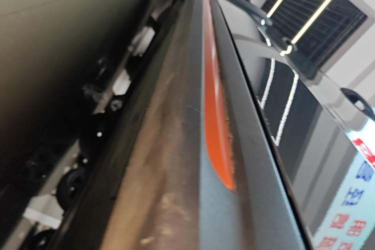 Used Lynk & Co 02 2018 1.5T DCT Two-Wheel Drive Zhaopu Version China V Standard Right Side Sill