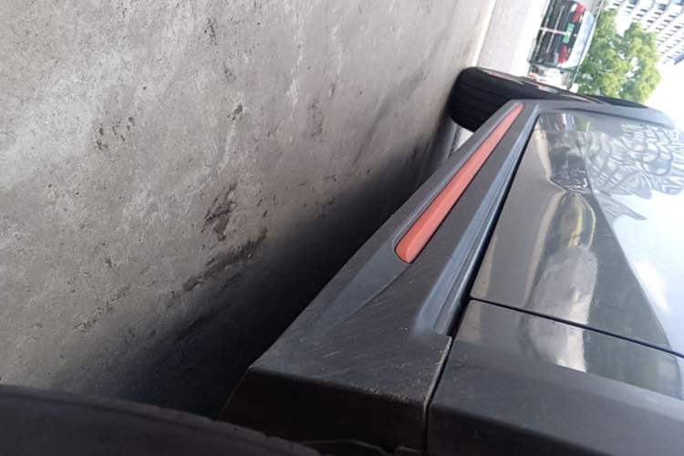 Used Lynk & Co 02 2018 1.5T DCT Two-Wheel Drive Zhaopu Version China V Standard Right Side Sill