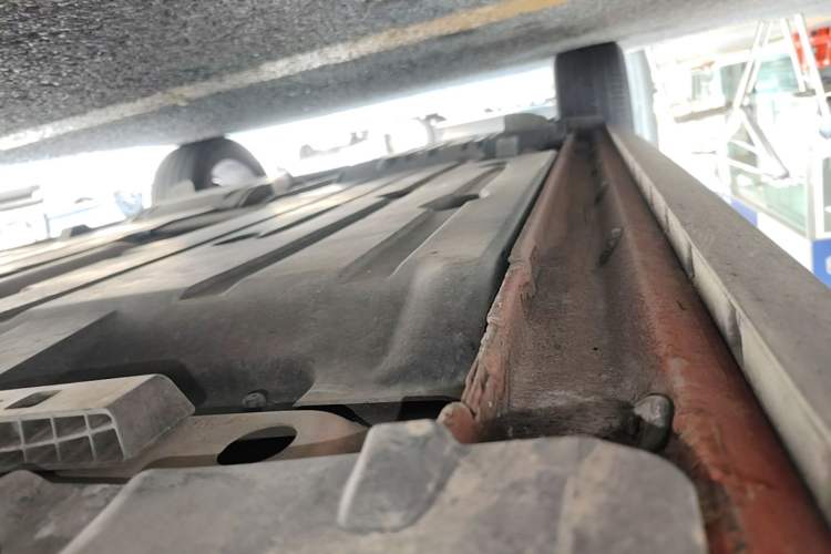 Used Lynk & Co 02 2018 1.5T DCT Two-Wheel Drive Sporty Version China V Standard Right Side Sill