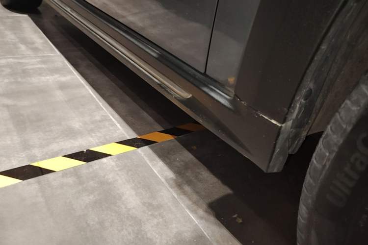 Used Lynk & Co 02 2018 1.5T DCT Two-Wheel Drive Pro Version China V Emission Standard Right Side Sill