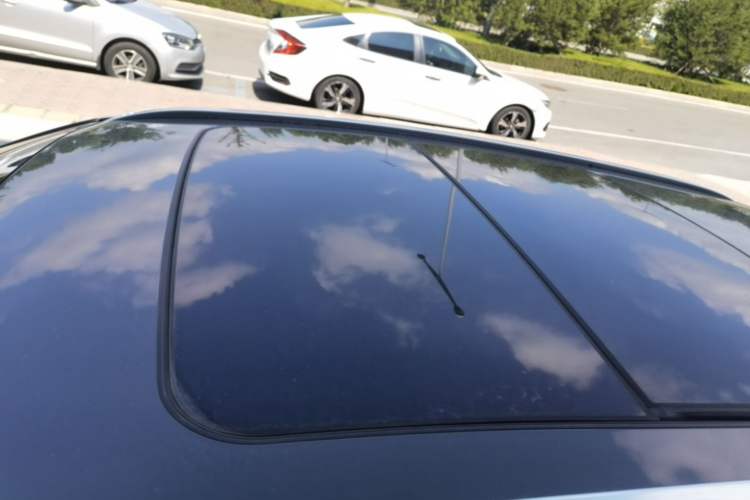 Used Lynk & Co 02 2018 1.5T DCT Two-Wheel Drive Pro Version China V Emission Standard Roof