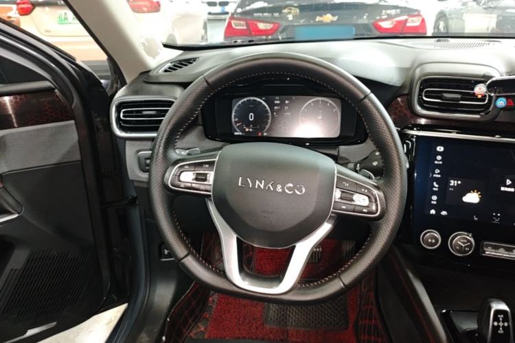 Used Lynk & Co 02 2018 1.5T DCT Two-Wheel Drive Pro Version China V Emission Standard Steering Wheel