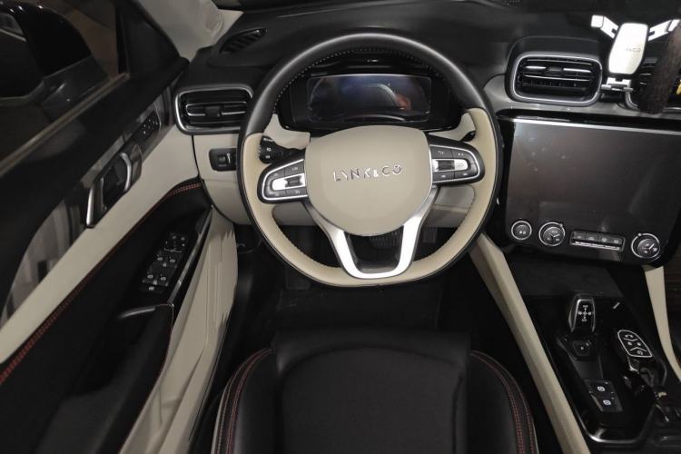 Used Lynk & Co 02 2018 1.5T DCT Two-Wheel Drive Zhaopu Version China V Standard Steering Wheel