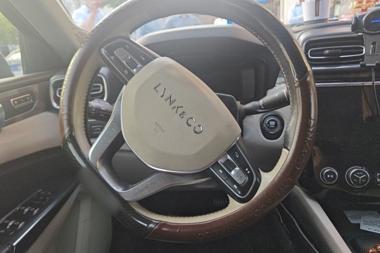 Used Lynk & Co 02 2018 1.5T DCT Two-Wheel Drive Zhaopu Version China V Standard Steering Wheel