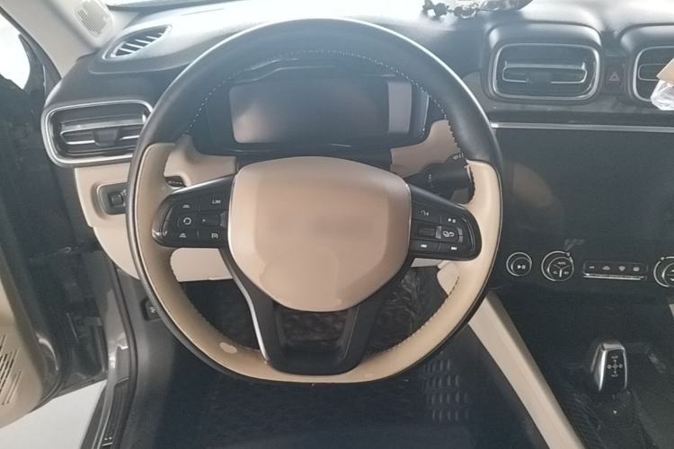 Used Lynk & Co 02 2018 1.5T DCT Two-Wheel Drive Zhaoban China V Standard Steering Wheel