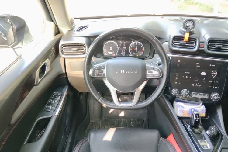 Used Lynk & Co 02 2018 1.5T DCT Two-Wheel Drive Pro Version China V Emission Standard Steering Wheel