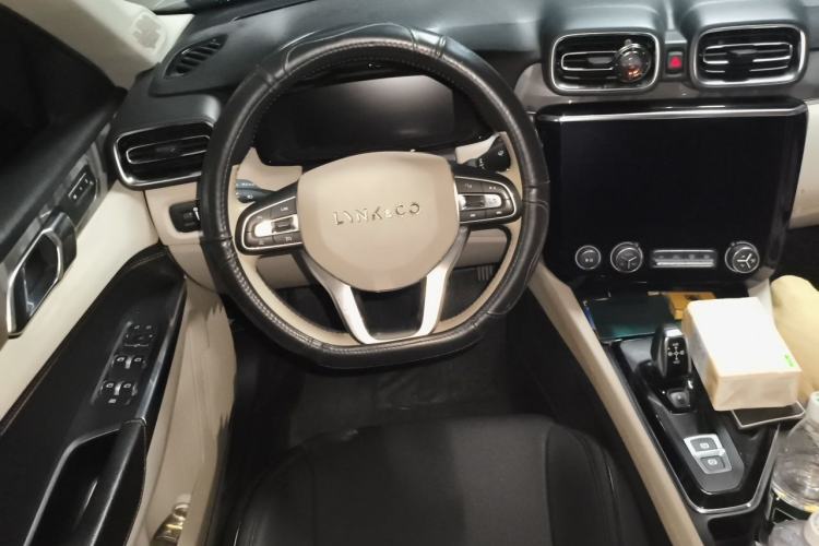 Used Lynk & Co 02 2018 1.5T DCT Two-Wheel Drive Zhaopu Version China V Standard Steering Wheel