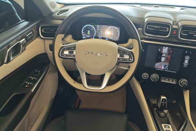 Used Lynk & Co 02 2018 1.5T DCT Two-Wheel Drive Zhaopu Version China V Standard Steering Wheel