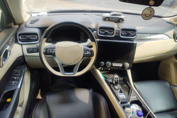 Used Lynk & Co 02 2018 1.5T DCT Two-Wheel Drive Zhaopu Version China V Standard Steering Wheel