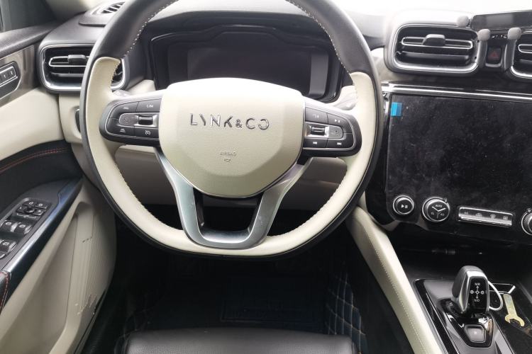 Used Lynk & Co 02 2018 1.5T DCT Two-Wheel Drive Zhaopu Version China V Standard Steering Wheel