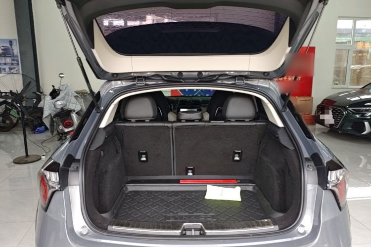Used Lynk & Co 02 2018 1.5T DCT Two-Wheel Drive Zhaoban China V Standard Trunk