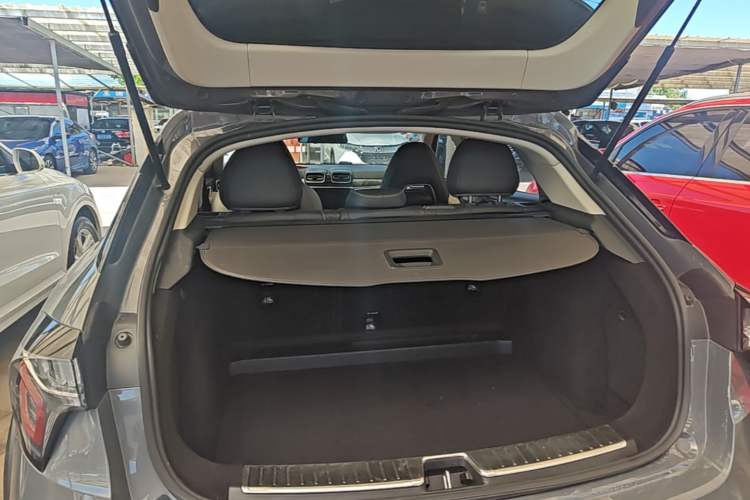 Used Lynk & Co 02 2018 1.5T DCT Two-Wheel Drive Zhaoban China V Standard Trunk
