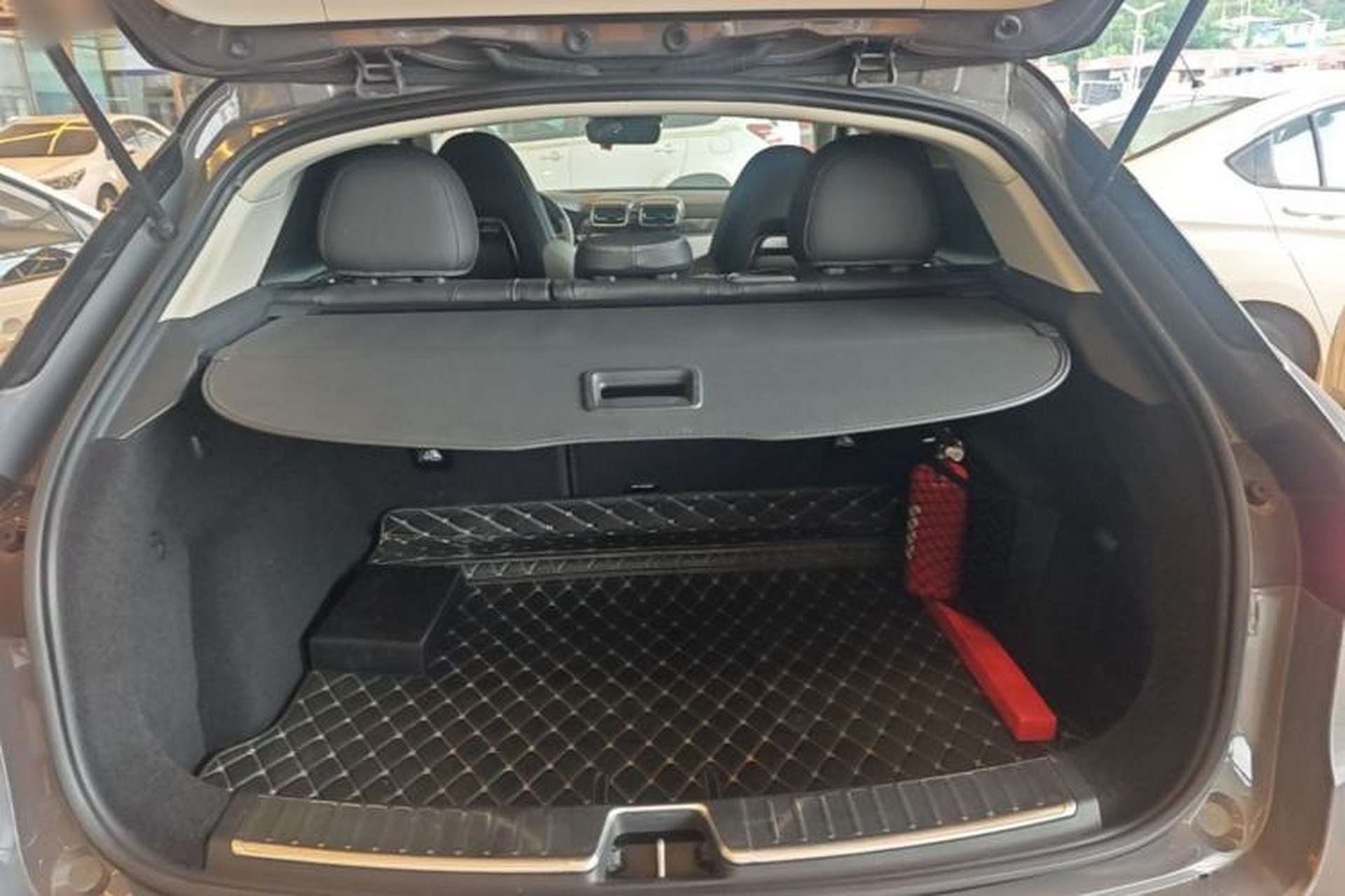 Used Lynk & Co 02 2018 1.5T DCT Two-Wheel Drive Zhaopu Version China V Standard Trunk