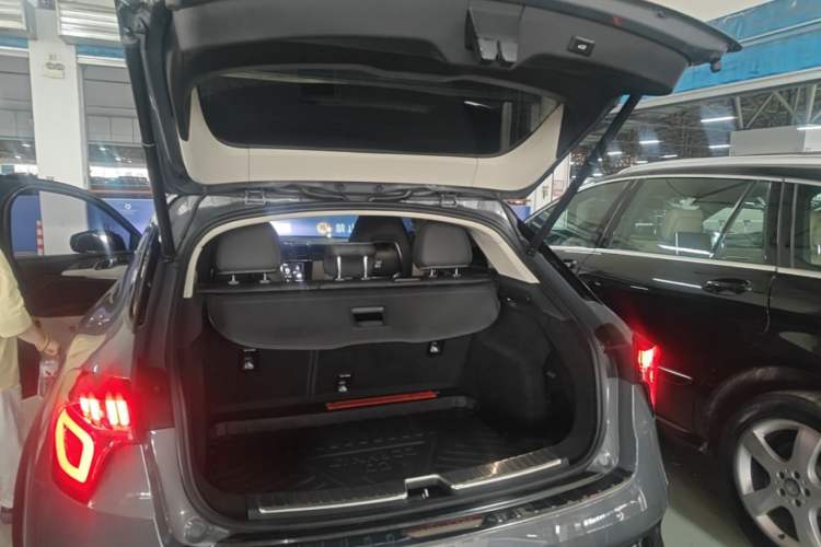 Used Lynk & Co 02 2018 1.5T DCT Two-Wheel Drive Zhaopu Version China V Standard Trunk
