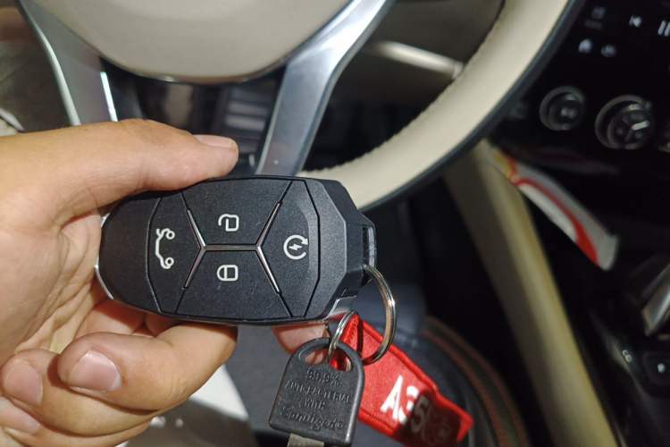 Used Lynk & Co 02 2018 1.5T DCT Two-Wheel Drive Zhaopu Version China V Standard Vehicle Key