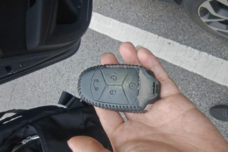 Used Lynk & Co 02 2018 1.5T DCT Two-Wheel Drive Pro Version China V Emission Standard Vehicle Key