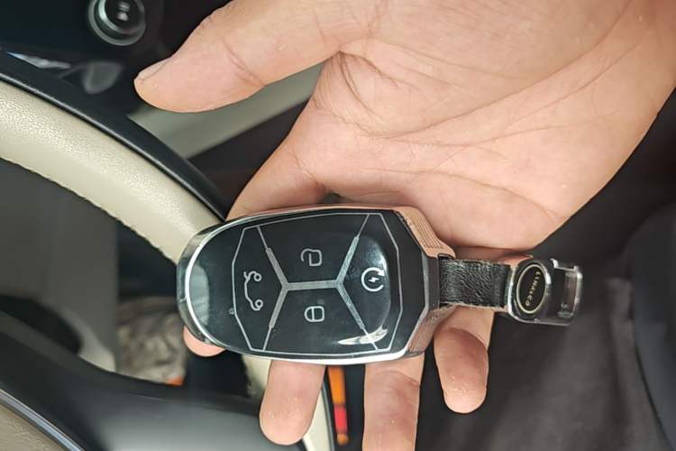 Used Lynk & Co 02 2018 1.5T DCT Two-Wheel Drive Zhaoban China V Standard Vehicle Key