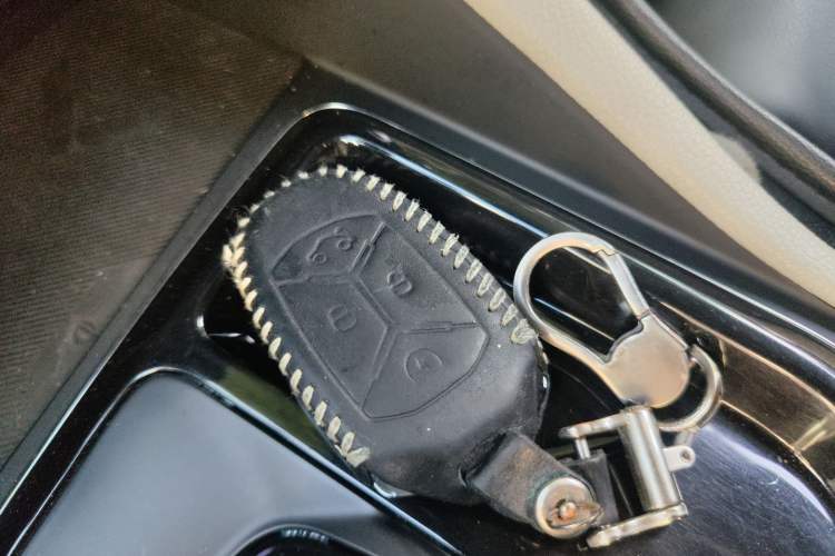 Used Lynk & Co 02 2018 1.5T DCT Two-Wheel Drive Zhaopu Version China V Standard Vehicle Key