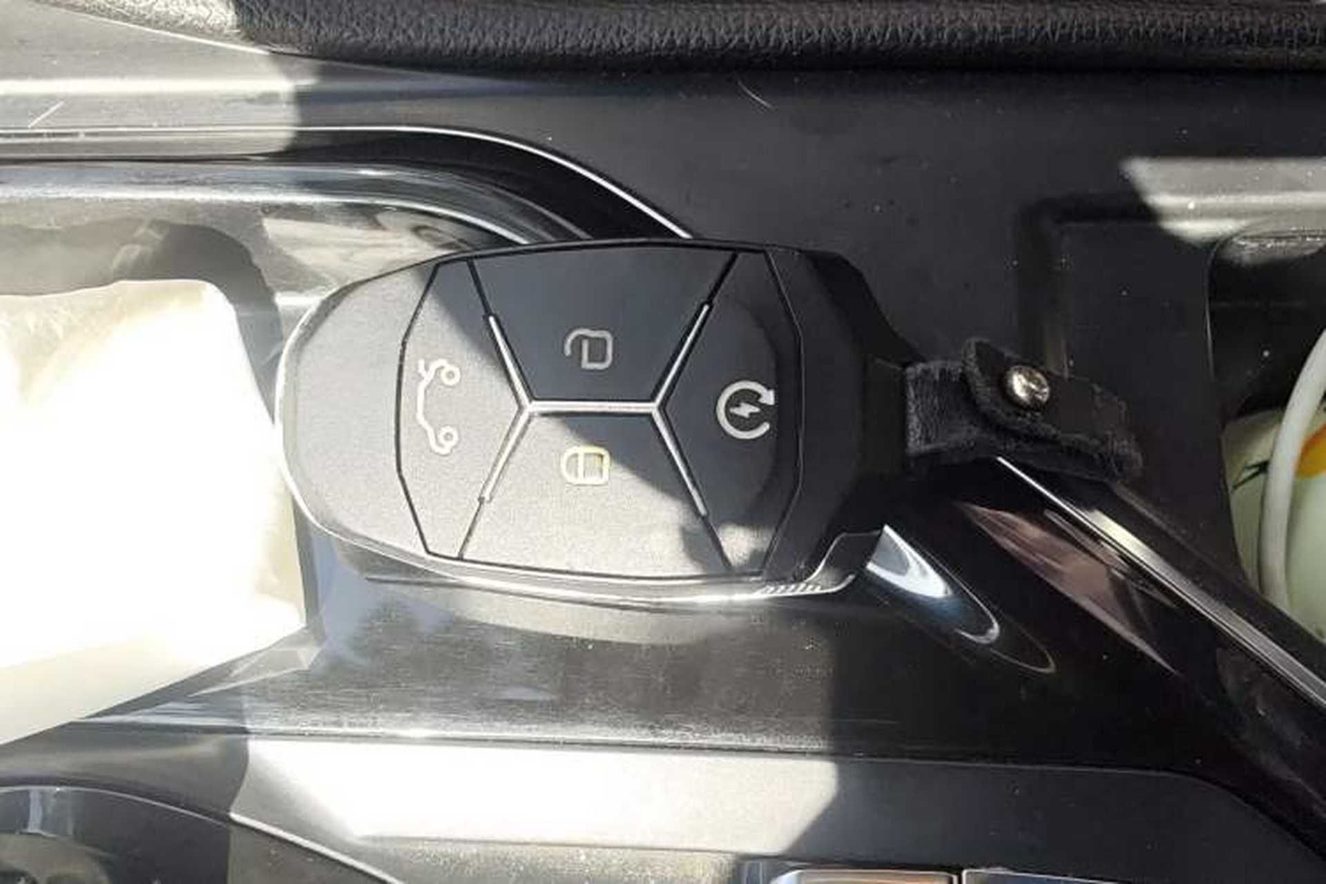 Used Lynk & Co 02 2018 1.5T DCT Two-Wheel Drive Sporty Version China V Standard Vehicle Key