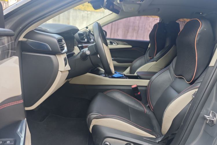 Used Lynk & Co 02 2018 1.5T DCT Two-Wheel Drive Zhaopu Version China V Standard Left Front Seat