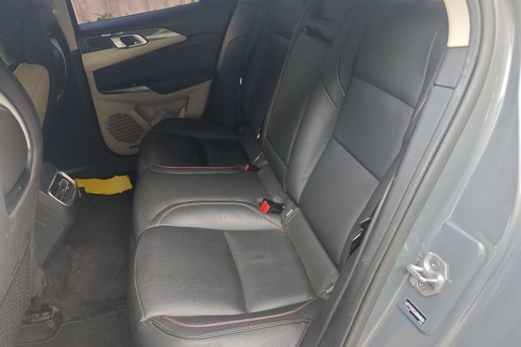 Used Lynk & Co 02 2018 1.5T DCT Two-Wheel Drive Zhaopu Version China V Standard Left Rear Seat