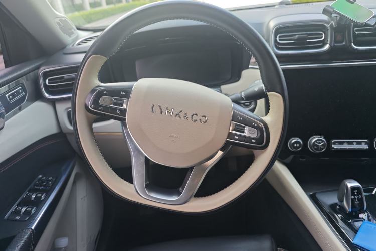 Used Lynk & Co 02 2018 1.5T DCT Two-Wheel Drive Zhaopu Version China V Standard Steering Wheel