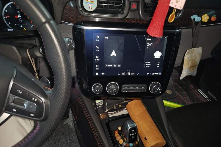 Used Lynk & Co 02 2018 1.5T DCT Two-Wheel Drive Pro Version China V Emission Standard Audio And AC Panel